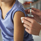 Vaccini anti Covid per adulti somministrati per errore a 112 bambini. Farmacia sotto accusa