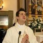 Prato, i fedeli denunciano il prete arrestato per spaccio: «Rivogliamo i soldi delle offerte»