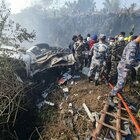 Aereo caduto in Nepal in fase di atterraggio: a bordo 72 persone