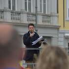 Trieste, arrestato il candidato sindaco no vax dopo una rissa all'ufficio postale