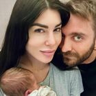 Bianca Atzei, lo scherzo di Stefano Corti dopo il parto: «Lei stava per lasciarmi»