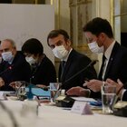 Macron: «Nessun test per entrare in Francia»