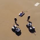 Rimini, polizia in spiaggia e droni in cielo: le immagini dall'alto