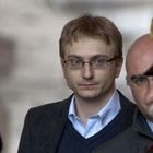 Alberto Stasi insultato sul web, l'imputata: «Chiara mi parla dall'aldilà»