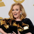 Adele, il nuovo album "30" è il più venduto del 2021 negli Stati Uniti: il record in 4 giorni